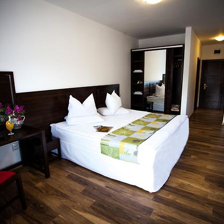 Roata Faget Inn Cluj-Napoca Eksteriør billede