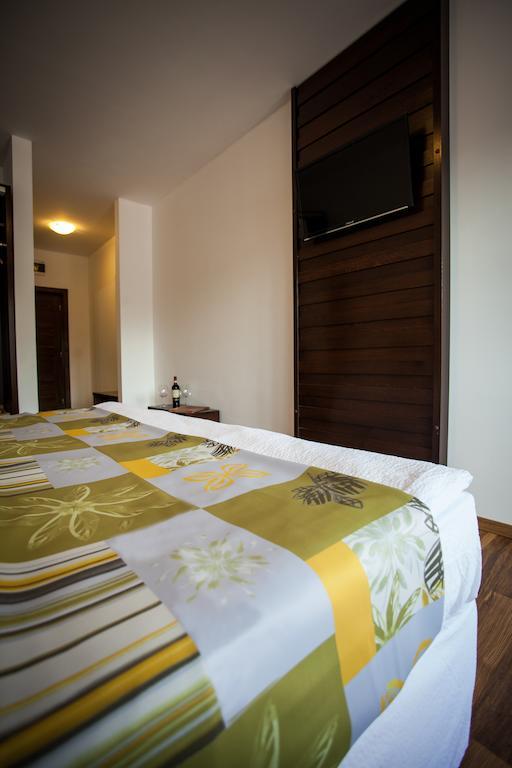 Roata Faget Inn Cluj-Napoca Værelse billede