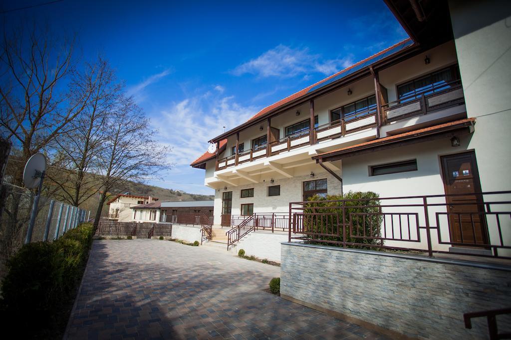 Roata Faget Inn Cluj-Napoca Eksteriør billede